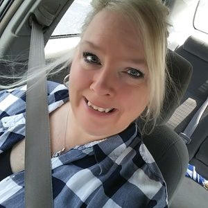 Meet your Posher, Evangela